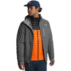 The North Face Men's Dryzzle Futurelight Jacket 9 The North Face Men's Dryzzle Futurelight Jacket -Explore Apparel NF0A4AHM DYY hero
