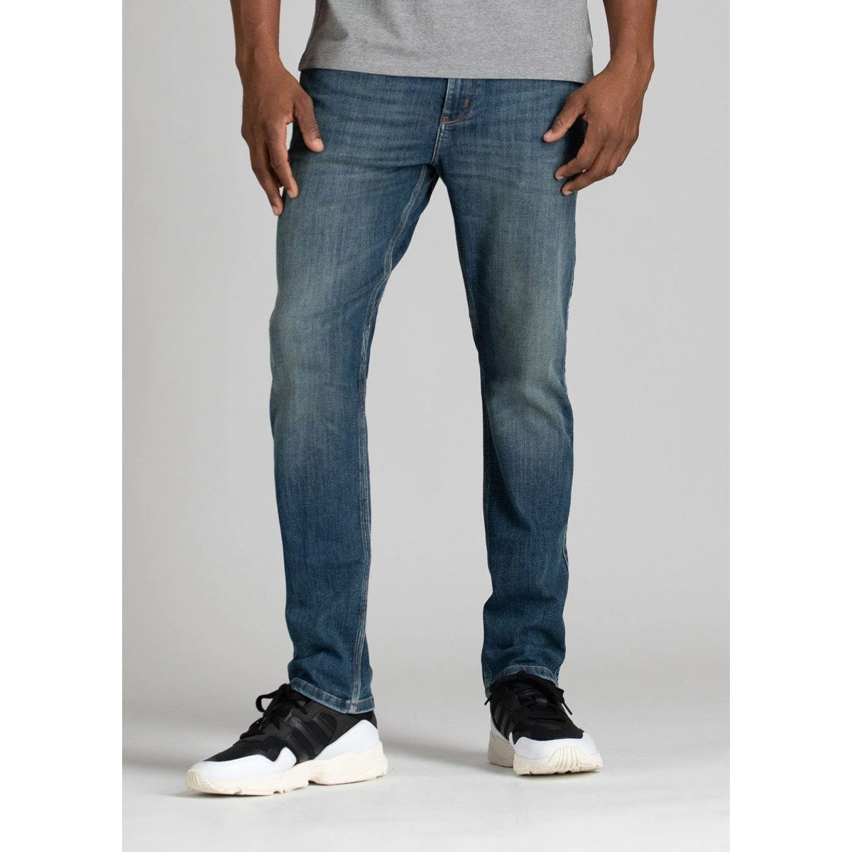 Men's Performance Denim Relaxed 6 Men's Performance Denim Relaxed - Image 4